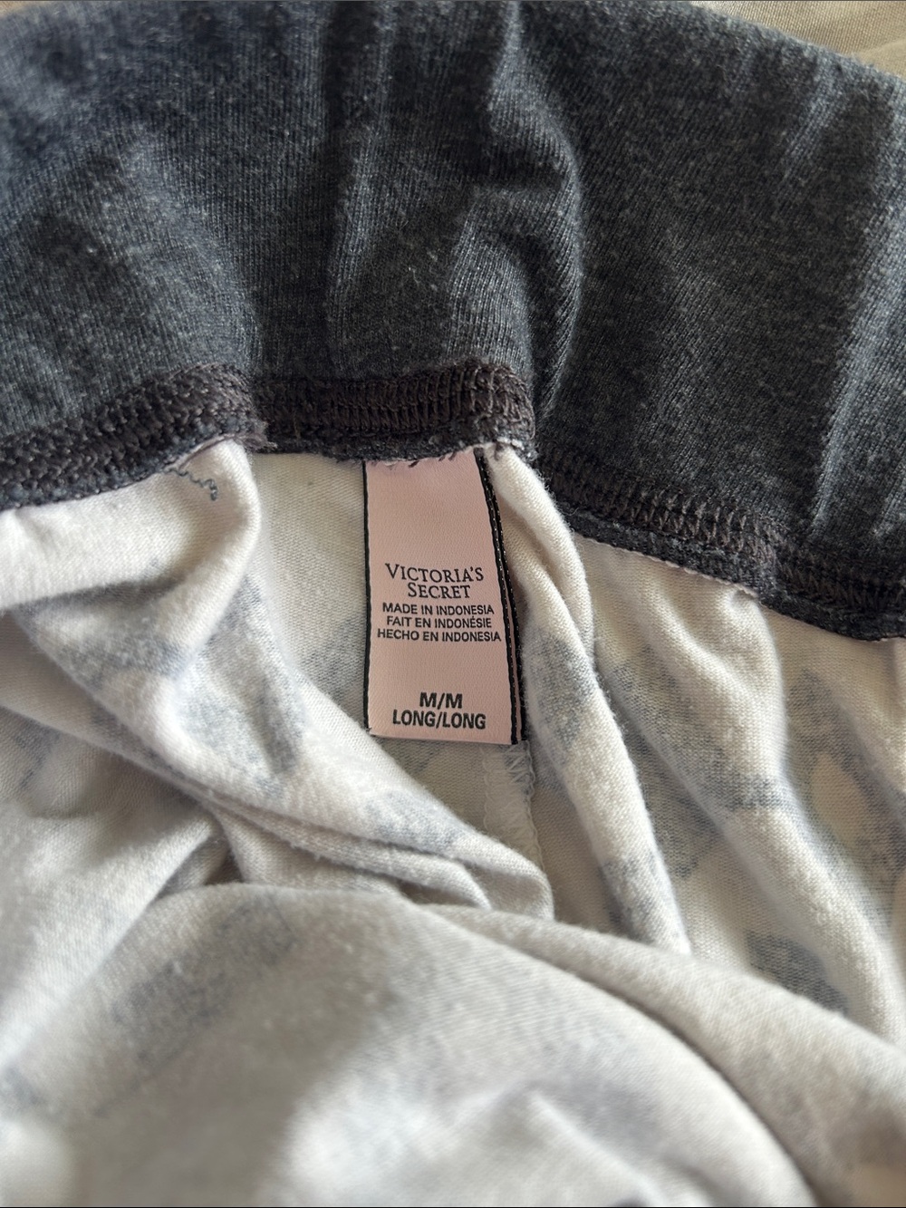 Victoria's Secret White and Black Geo-Print Pajama Pants - Picture 3 of 3